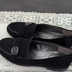 Bandolino Black Suede Loafers